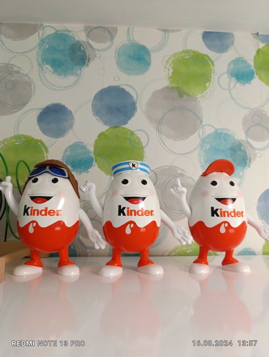 Kinder Киндер човечета