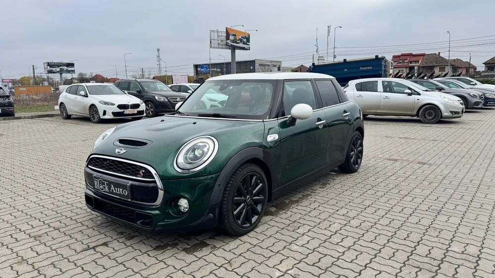 Mini Cooper Distronic . 2.0 diesel . 170cp . Navigatie . Head up display