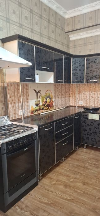 1.  Хоналик квартира ижарага оилга берилади
