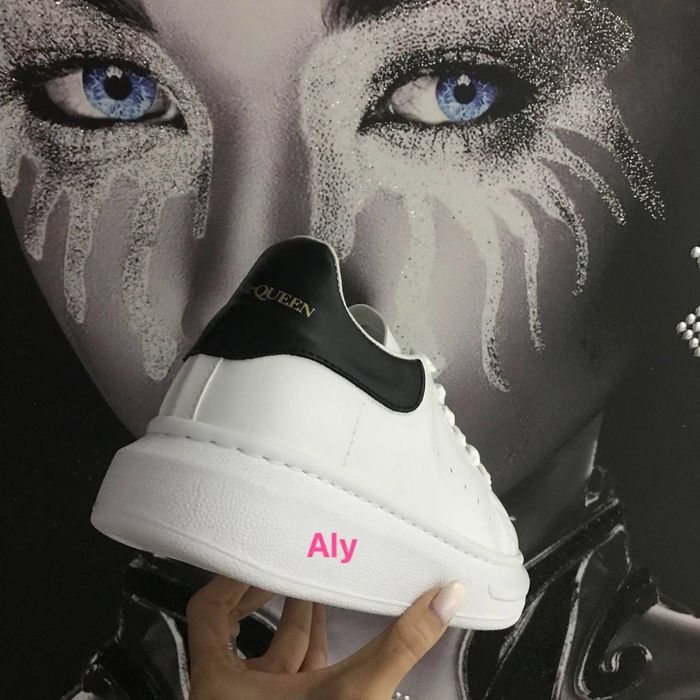 Alexander Mcqueen