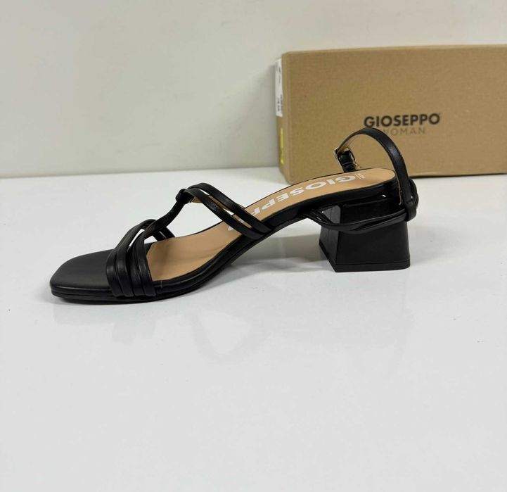 Gioseppo Sandals