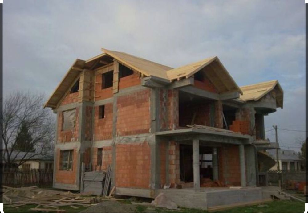 Echipa de constructie