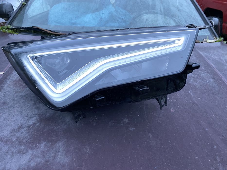 Far Seat Ateca Facelift 2020 - 2024 far dreapta led ATEca