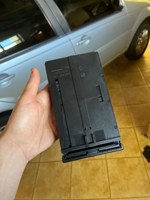 Поставка за чаши къп холдер ауди audi А4