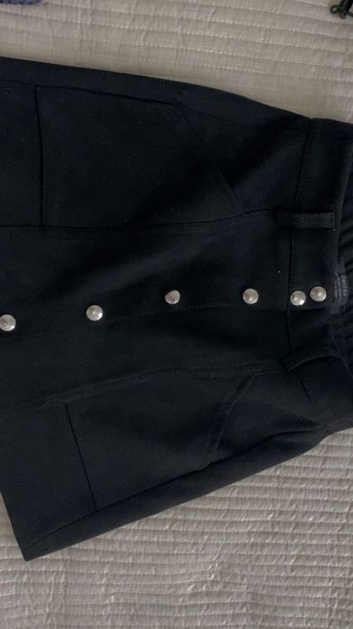 Черна пола – размер XS, отлично състояние