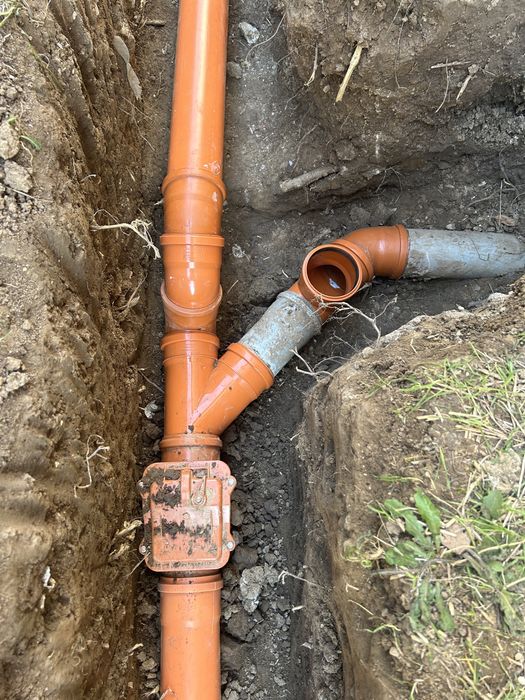 Bransament apa,montaj pavele,Săpături manuale,fose,canalizare,camine