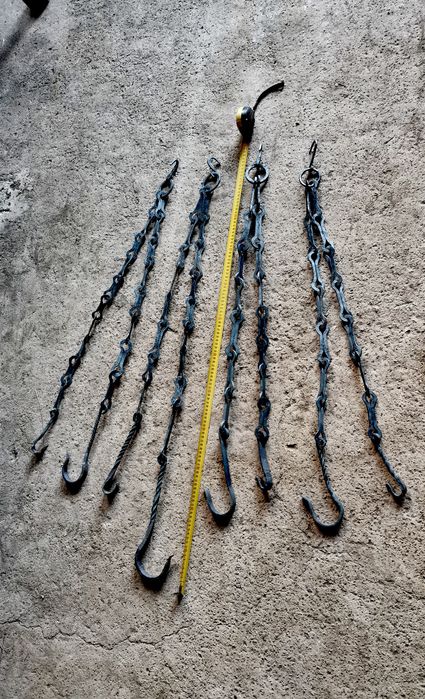 Автентична верига за огнище от ковано желязо става за декорация на мех