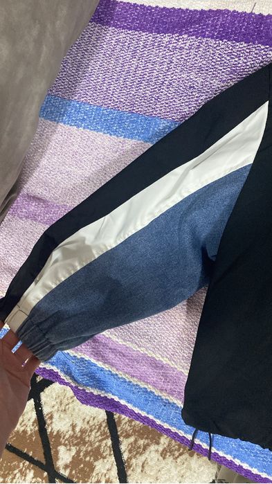 Продам ветровку