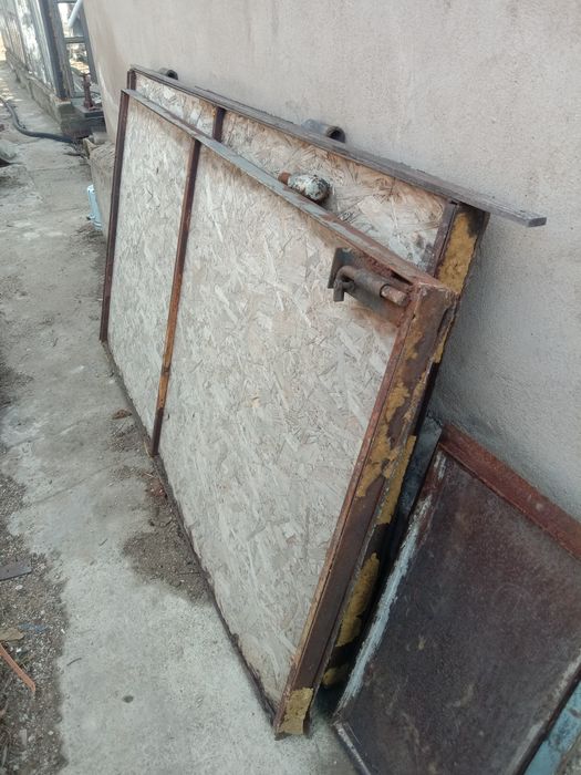 Ворота гаражные .Метал 4мм.