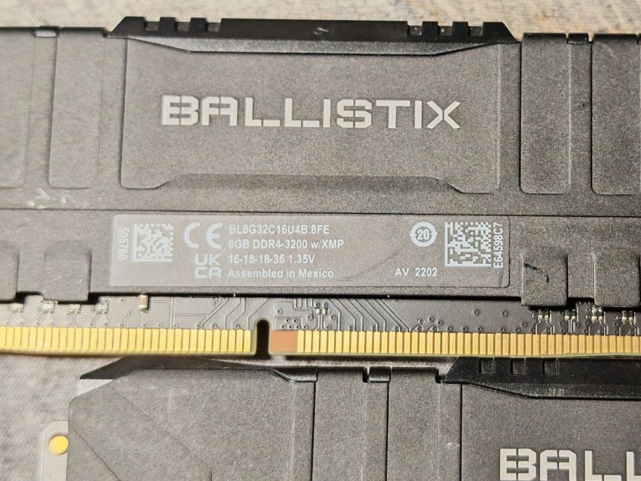 Memorie 16 gb RAM DDR4 2x8gb crucial ballistix