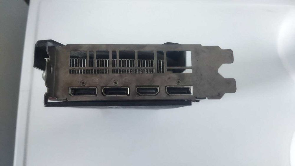 Placă video AMD Radeon RX 5700 8GB