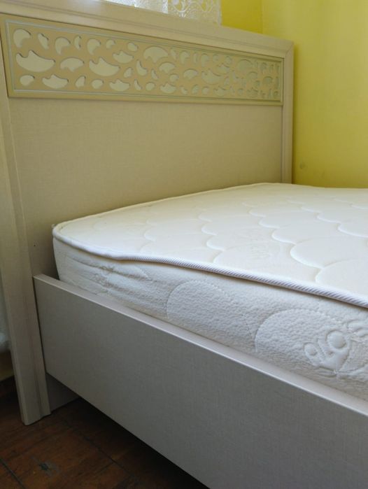 Кровать односпальная