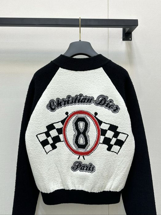 яке суичър D.I.O.R.