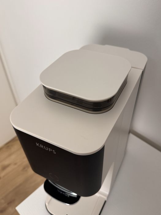 Espressor automat Krups Coffee Crush + Aparat spumare lapte Krups Frothing Control XL1008