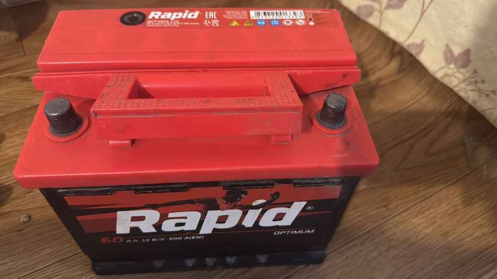 Аккумулятор 1 ай журди почти новый