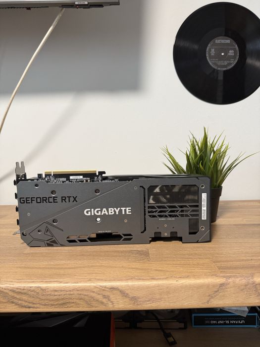 Placa video RTX 3070ti Gigabyte Gaming OC 8gb