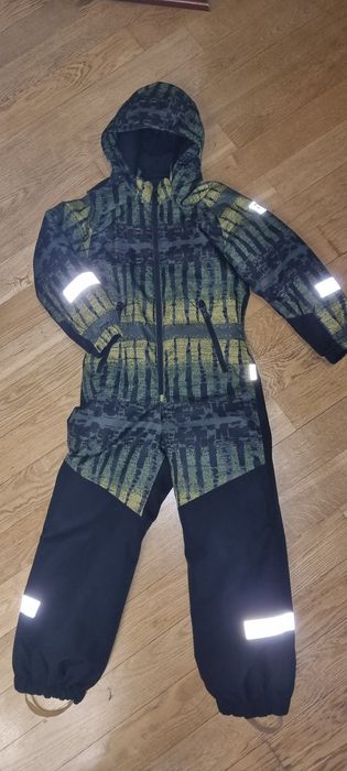 Продам комбенизон Reima