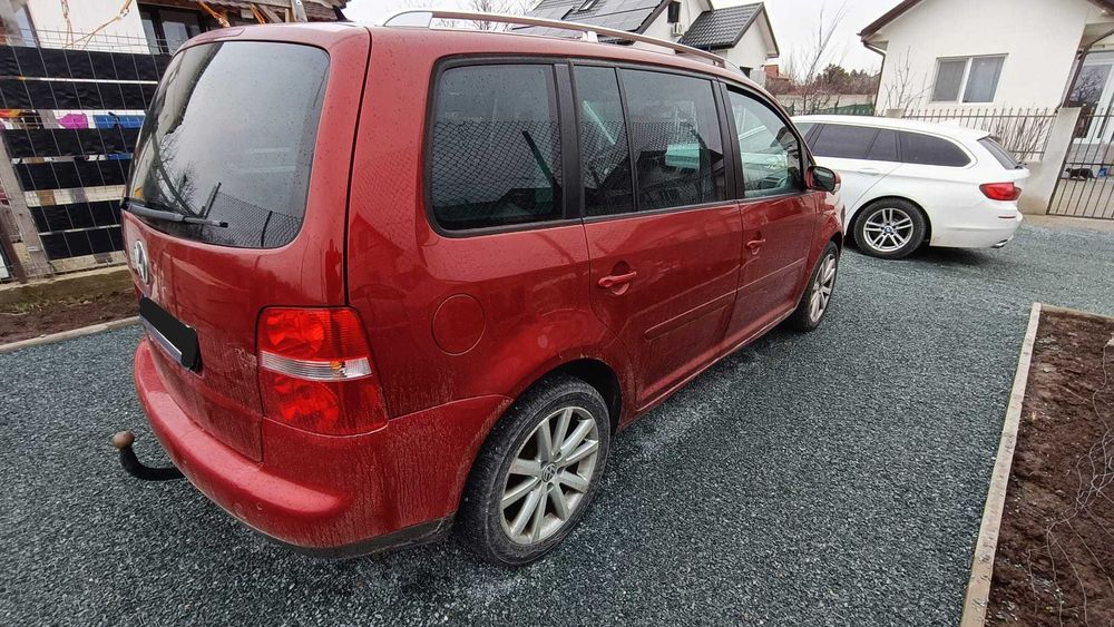 Volkswagen Touran 2.0 TDI, 170 cp, DSG, an 2006