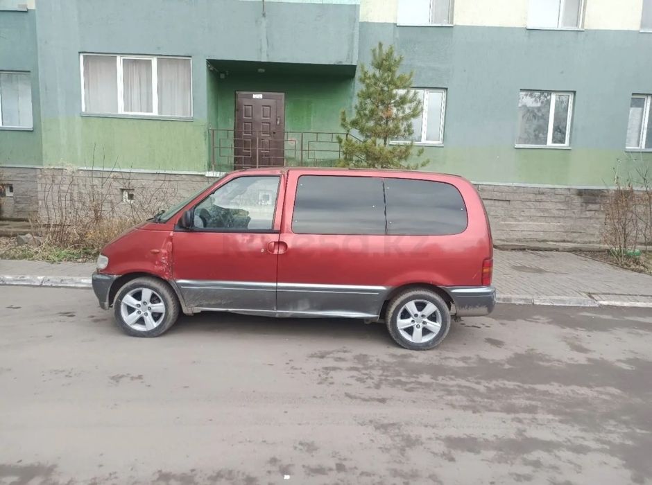 Продам бус Ниссан Серена