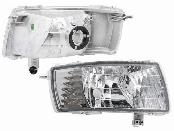 Фара противотуманная Toyota Alphard