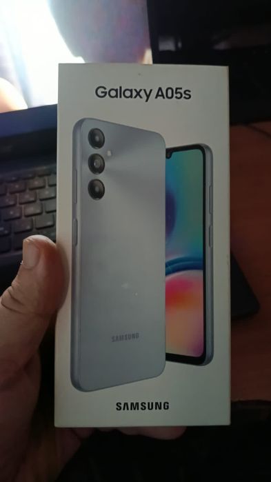 Продам смартфон Самсунг А05 128г б/у в хорошем состоянии