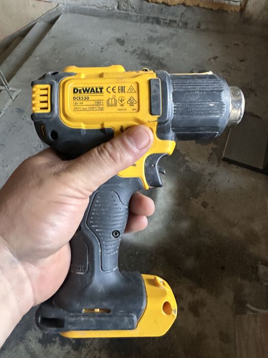 Vand pistol aer cald dewalt dce 530