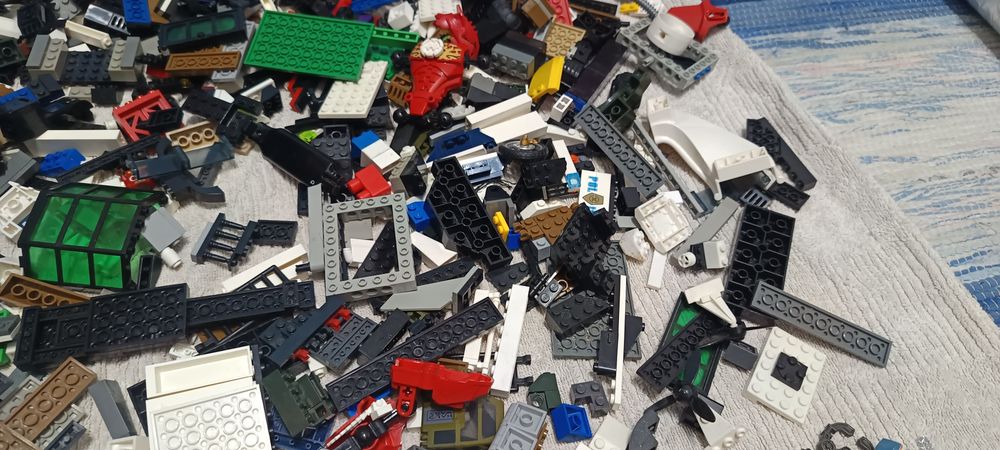 Lot mixt piese construcție (Compatibile LEGO) – 2.1 kg