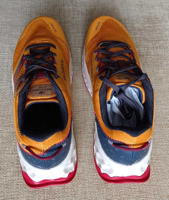 Маратонки NEW BALANCE Garoe и ELLESSE Noah. Размери 43 и 44. Нови.