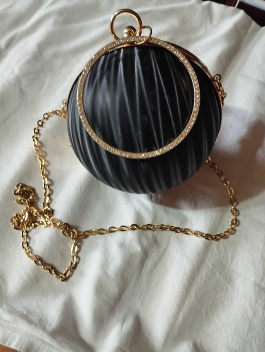 Дамска  чанта -Топка