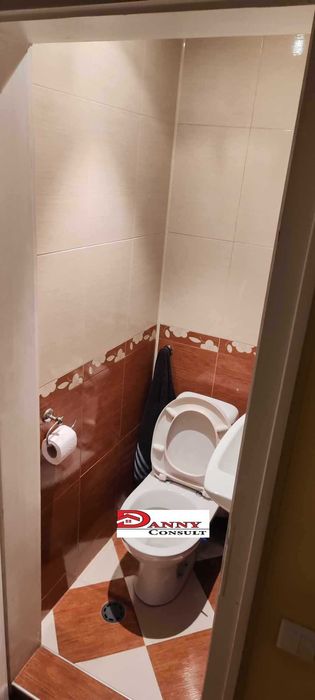 Тристаен ремонтиран апартамент с гараж в гр. Павликени