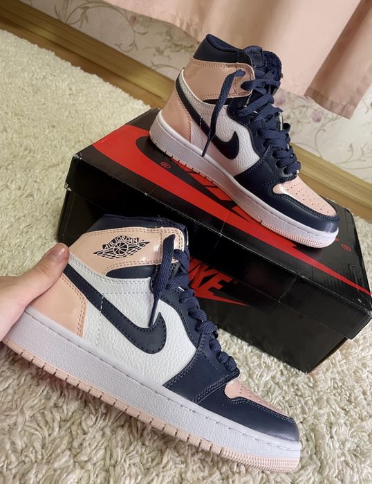 Air Jordan 1 High Atmosphere Bubble Gum