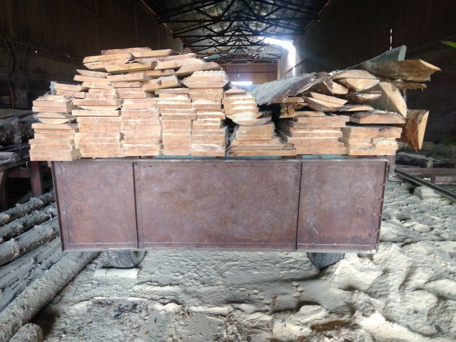 Доски балки заборы