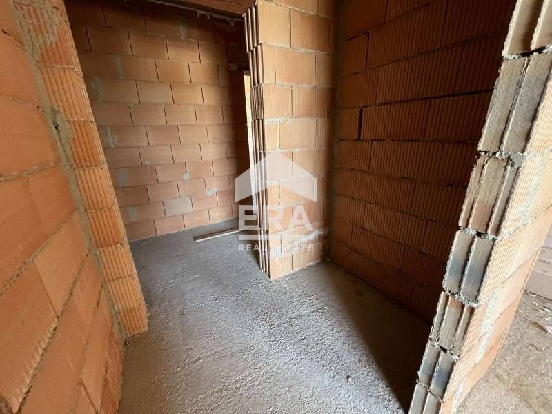 Продава се Двустаен апартамент в Варна, Трошево - 59 кв.м за 994 €/кв.м - Снимка #5