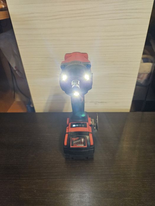 Milwaukee M 18 FIW2F 12, pistol cu impact