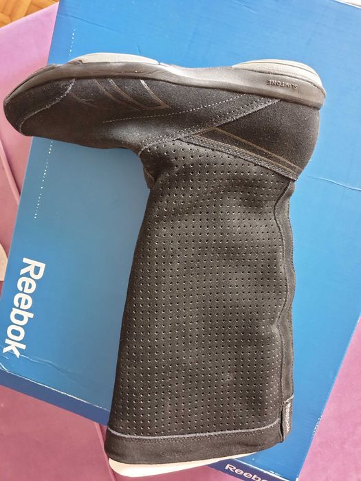 Новые сапоги Reebok Slimtone