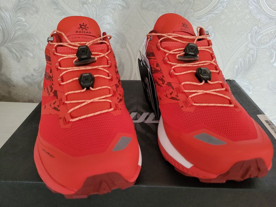 Продам  оригинальные кросовки Kailas.