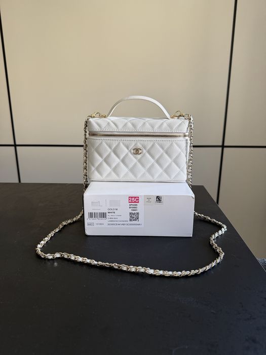 Chanel Vanity Caviar чанти