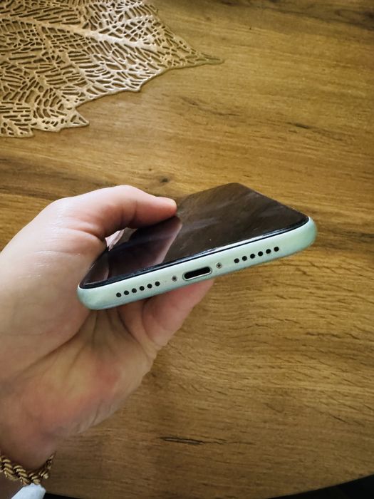 iPhone 11 128 гб с коробкой