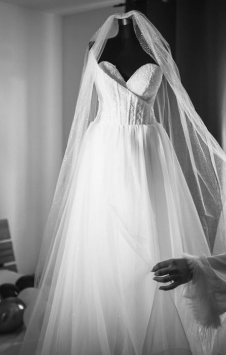 Vand rochie de mireasa
