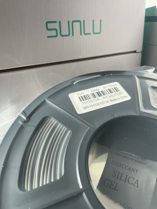 Filament PLA + Plus - Negru, Alb, Gri, Colorate