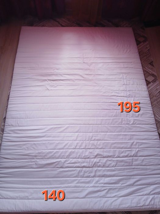 Топ матрак с височина 5 см и р-р 140/195 см