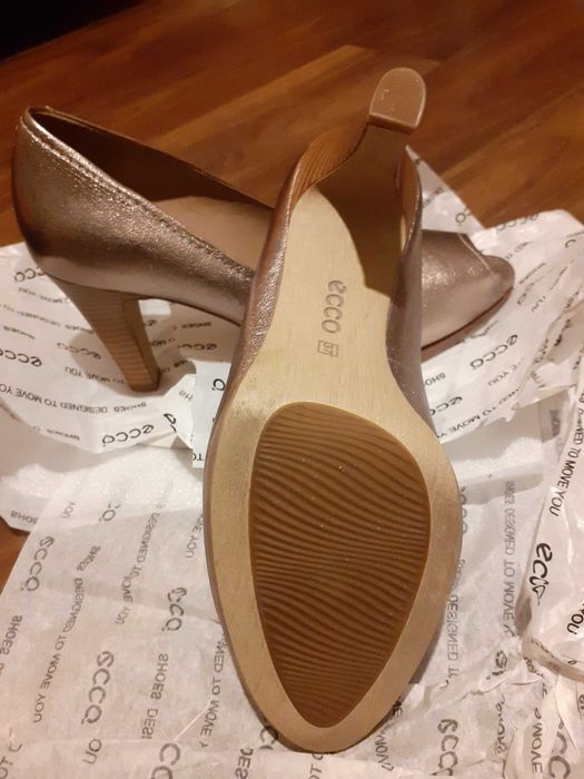 Pantofi ECCO Aurii (Light Gold)