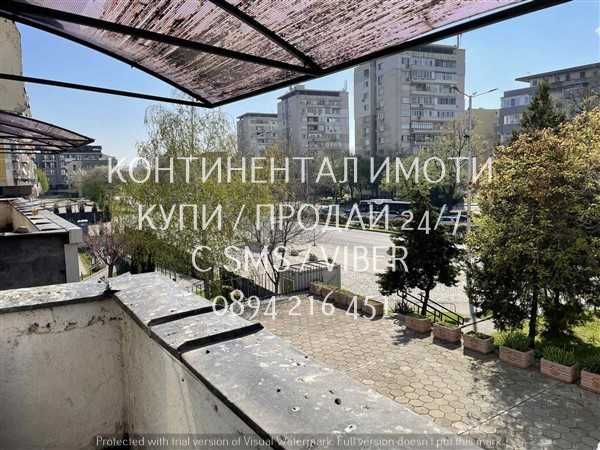 кодл 63179. Двустайно непреходно жилище 58м2. Блокът е ЕПК в центъра.