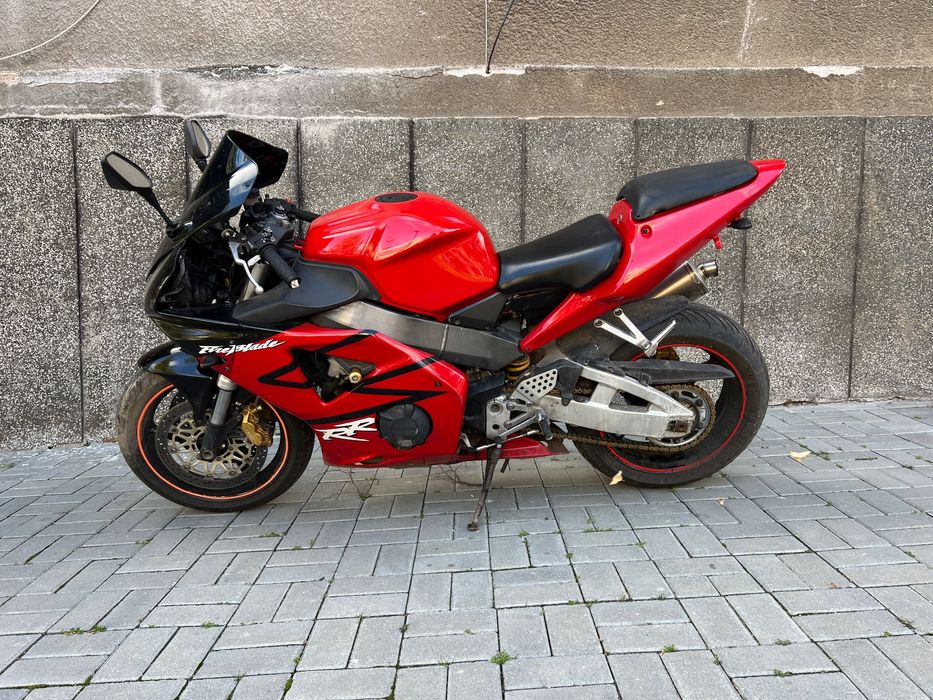 Honda cbr 954rr fireblade