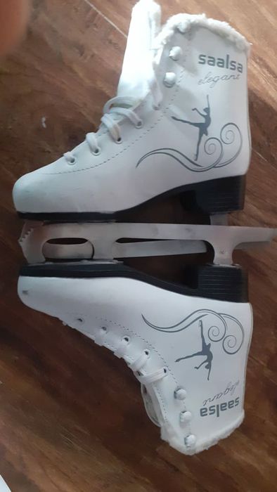 Коньки фигурные детские