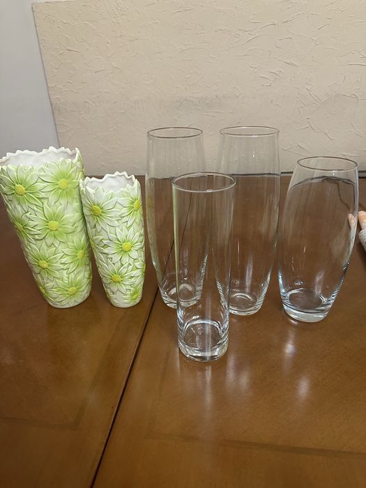 Срочно Продам Вазы для цветов