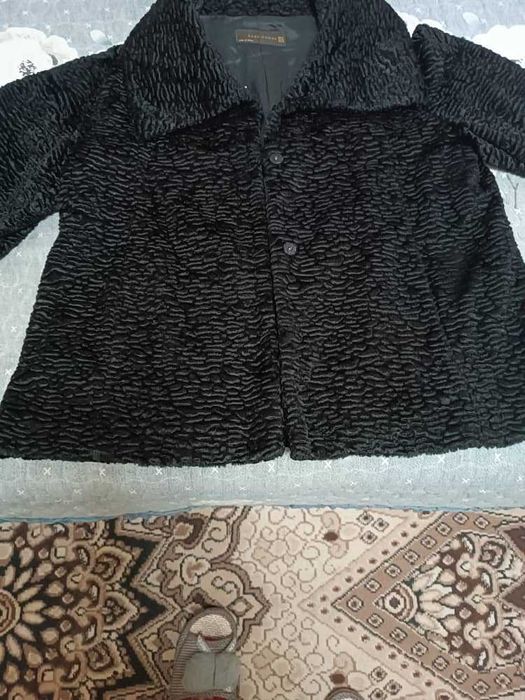 Куртки женские 48 размера