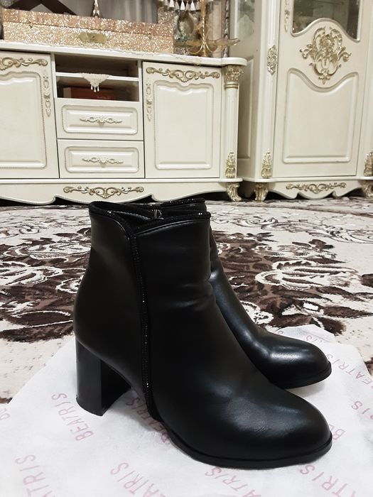 Кожанные сапоги утеплённые