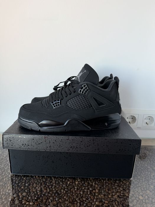 Jordan 4 Black Cat 2025