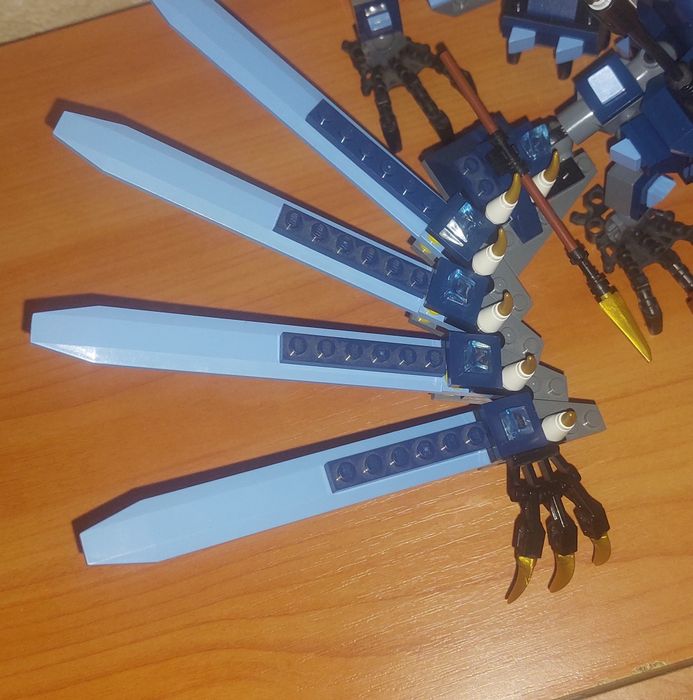 Lego Ninjago 2521 "Lightning Dragon Battle"